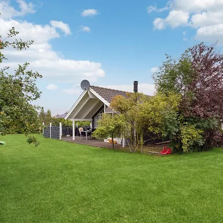 Four-bedroom In Sydals Ferienhaus