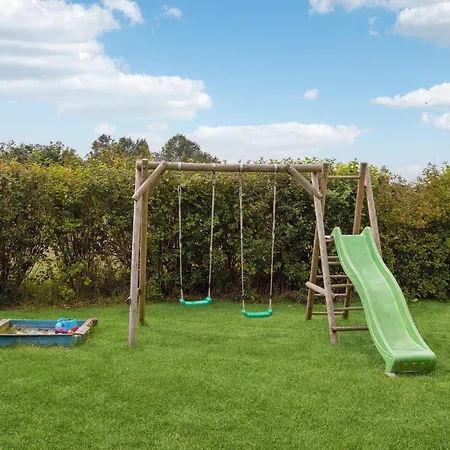 Four-bedroom In Sydals Nedre Lysabild