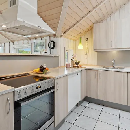 度假居 Gorgeous Home In Sydals With Kitchen