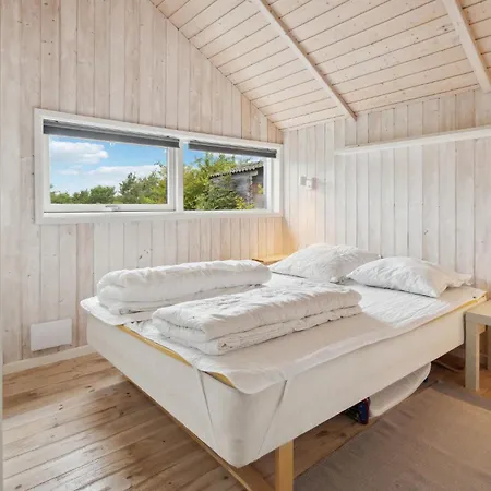 Four-bedroom In Sydals Casa vacanze Nedre Lysabild