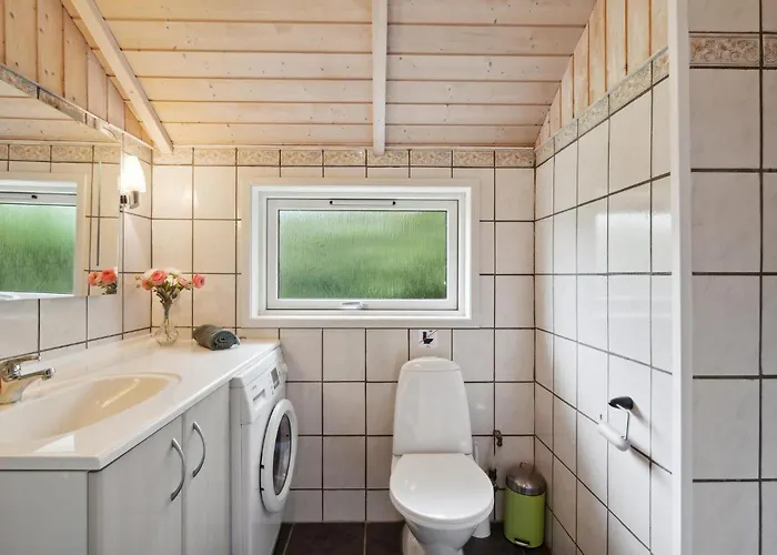 Four-bedroom In Sydals Nedre Lysabild